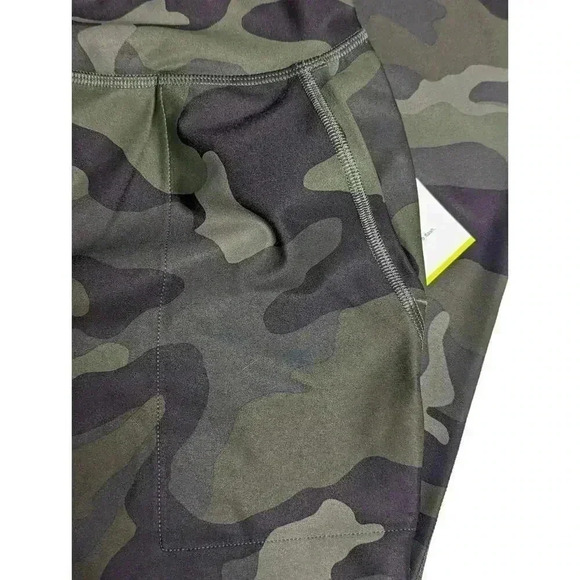 New Old Navy Green Camo Powersoft Jogger Crop Pants High Rise Go Dry Size M - Picture 3 of 8